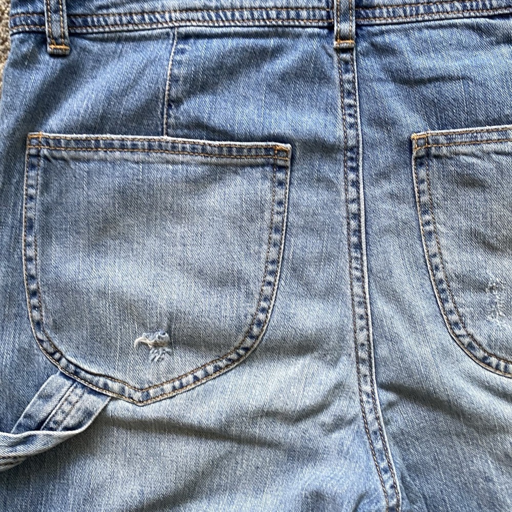 Pilcro Anthropologie Denim Overalls Size 25 Blue Relaxed Raw Hem Distressed - Picture 8 of 12